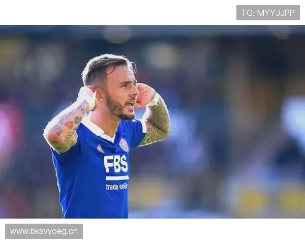 热刺防线前提过高，身后空当频遭利用，防守稳定性面临考验