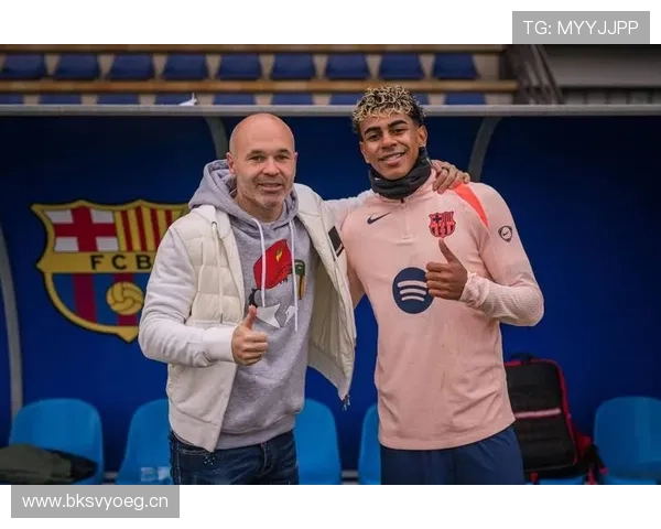 佩德里 vs 伊涅斯塔：巴萨中场传承中的技术特点与战术角色差异分析