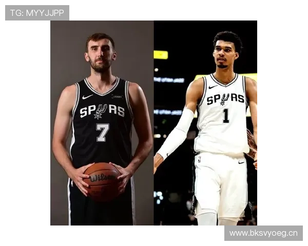 维克托·文班亚马挡拆制造错位拉开防守空间提升得分效率